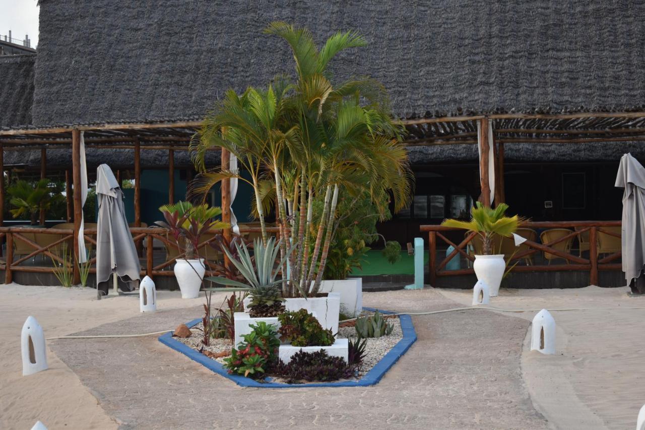 Kendwa Beach Resort Bagian luar foto